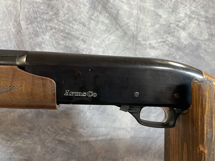 #2410-•-armsco-410-ga.-pump-action-shotgun,-sn:-410p18-000393-image-12