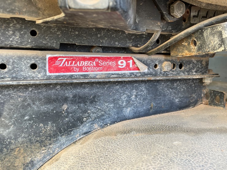 1996-freightliner-fl80-image-68