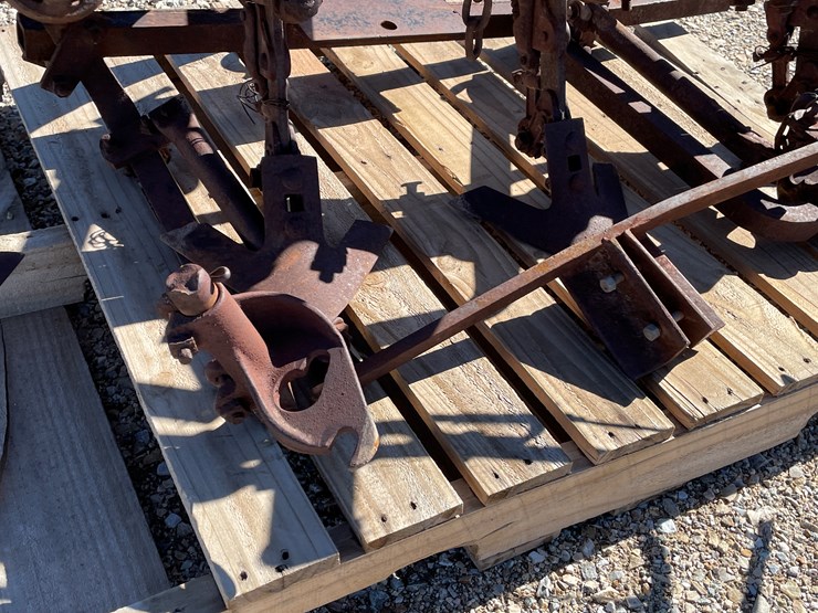 #3275-•-yard-art-image-24