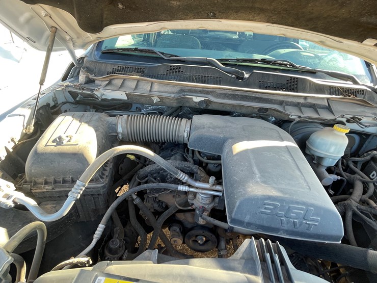 2016-dodge-1500-image-53