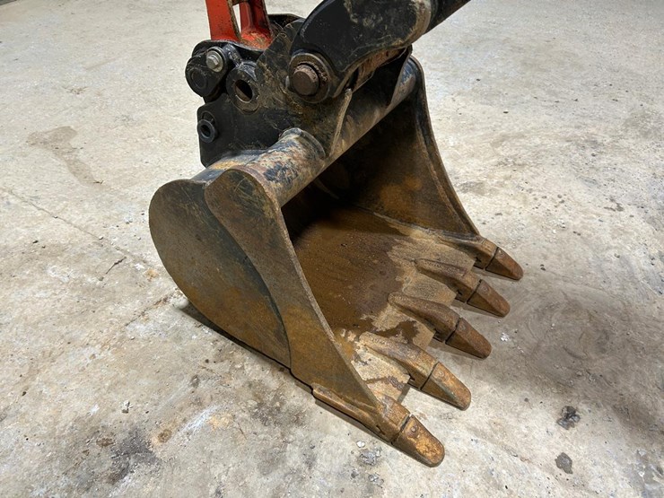 2021-kubota-u35-4-image-7