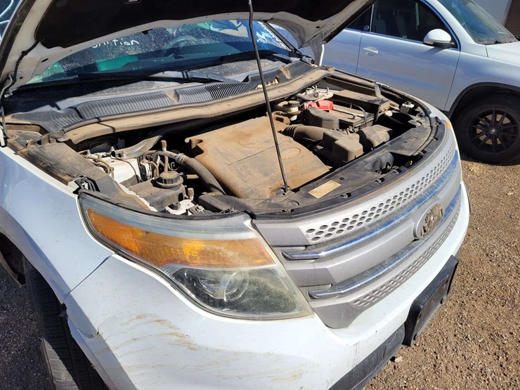 2014-ford-explorer-image-20