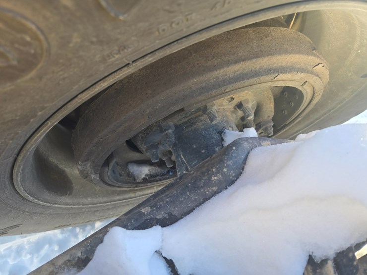 1996-peterbilt-385-image-73