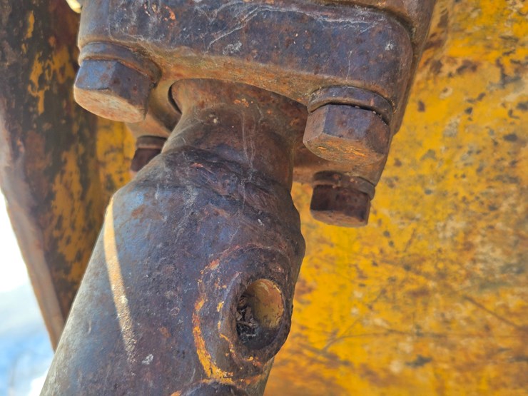 caterpillar-d6b-image-82