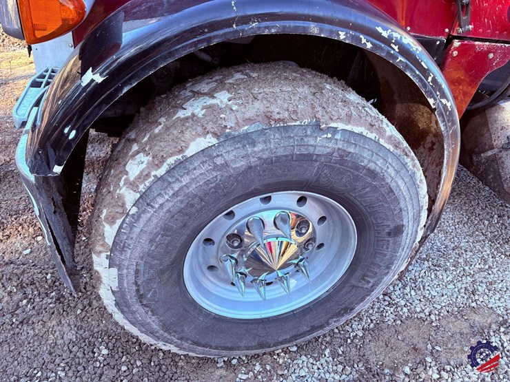 1999-peterbilt-357-image-8