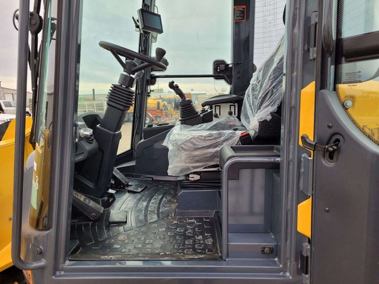 john-deere-244-image-18