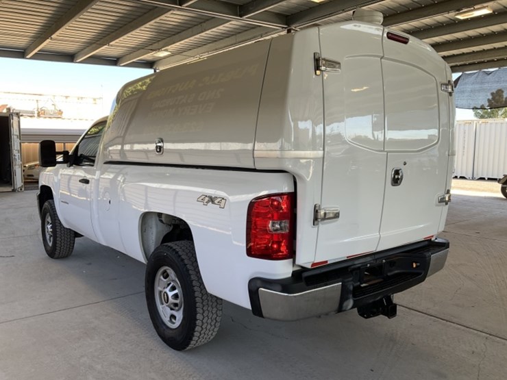 2014-chevrolet-silverado-2500-image-5