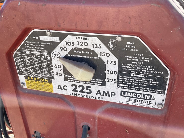 #3136-•-lot-3136-image-3