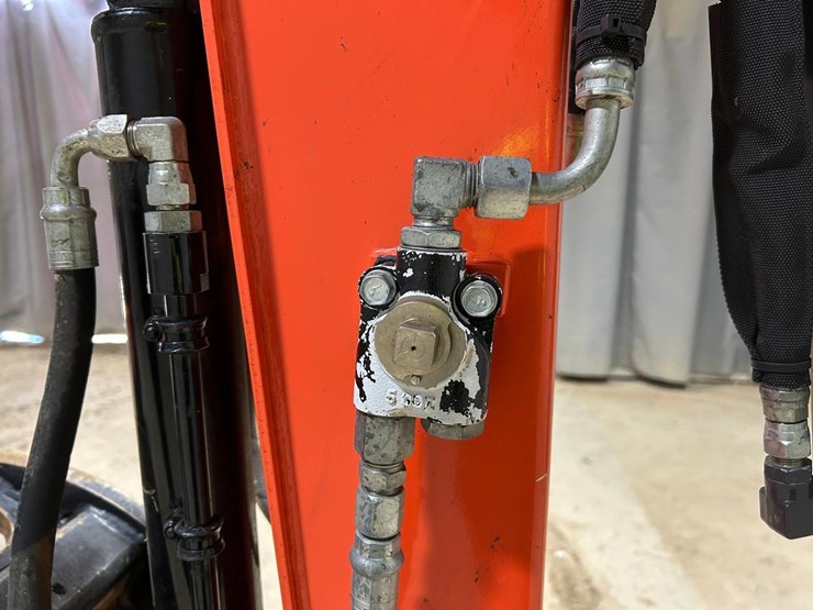 2021-kubota-u35-4-image-10