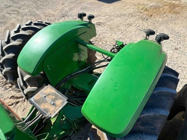 2014-john-deere-9460r-image-16