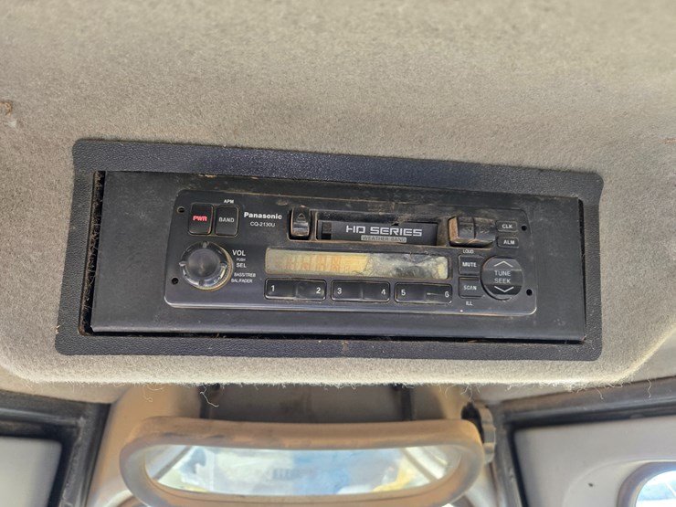 2002-caterpillar-d6r-image-51