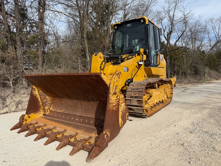 2023-caterpillar-953-image-1