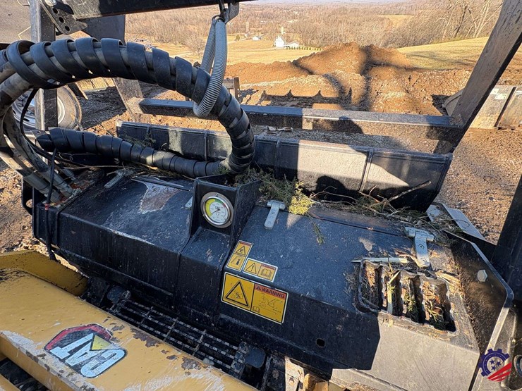 cat-hm315c-mulcher-attachment-image-21