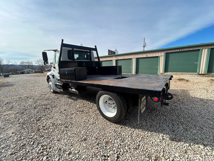 2007-international-durastar-4300-image-14