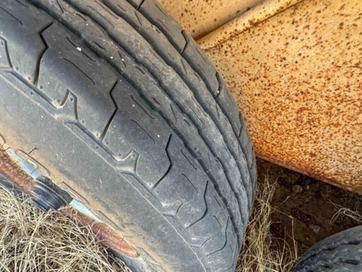 1999-gooseneck-livestock-trailer-image-16