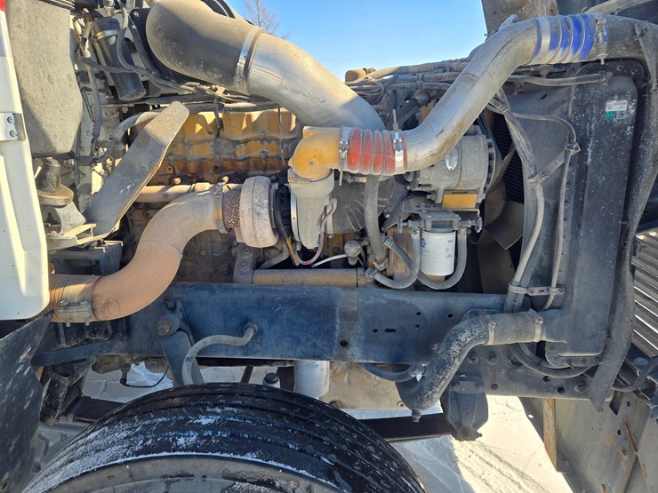 1995-freightliner-fld120-image-57