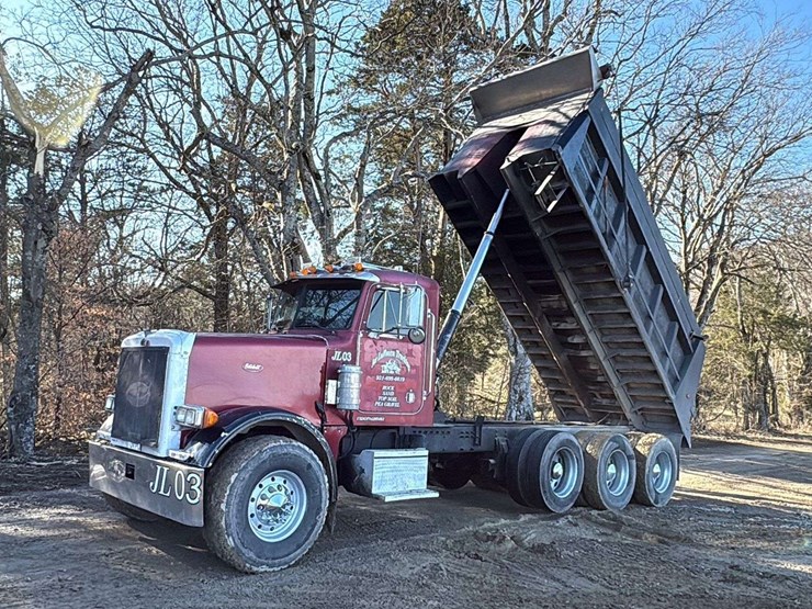 1999-peterbilt-357-image-77