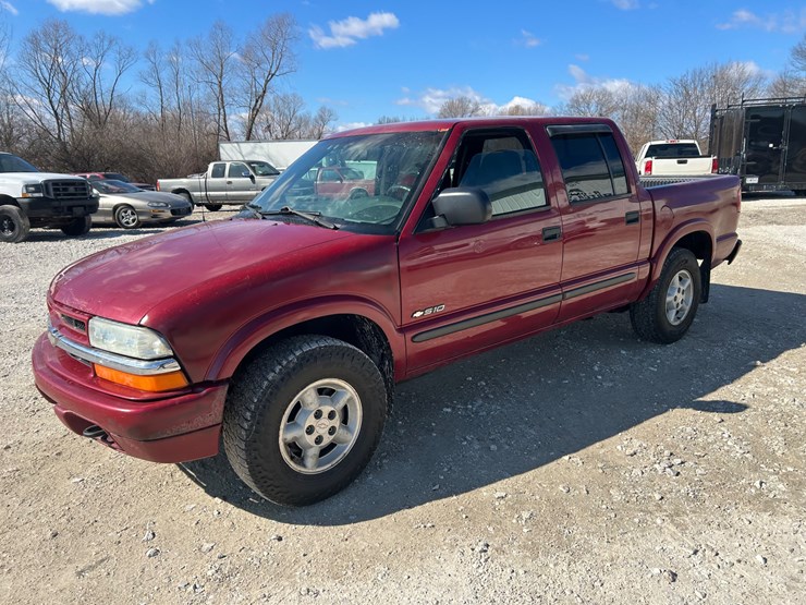 2003-chevrolet-s10-image-2