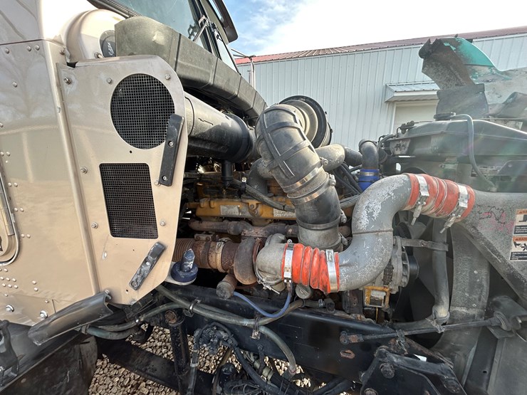 2001-kenworth-t800-image-75