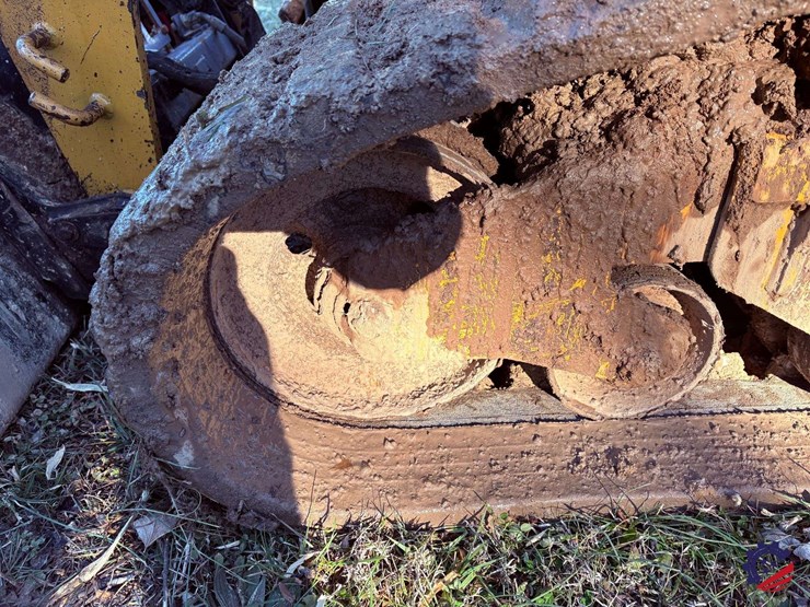 2020-caterpillar-289d3-image-14