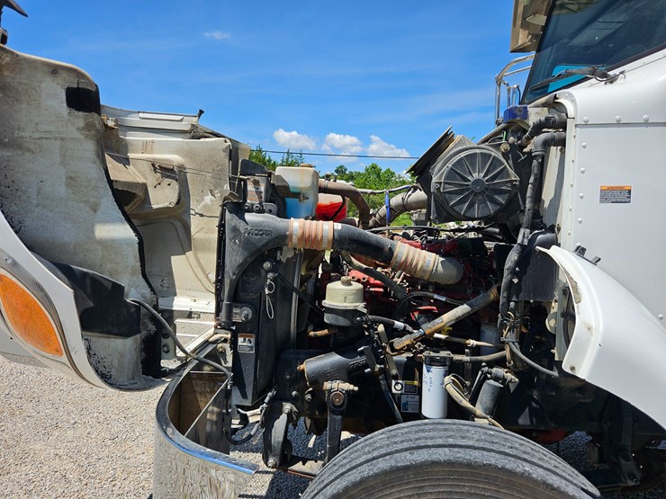 2012-peterbilt-382-image-54