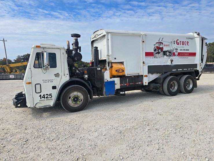 2008-mack-leu613-image-6