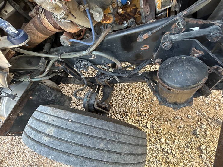 2001-kenworth-t800-image-67