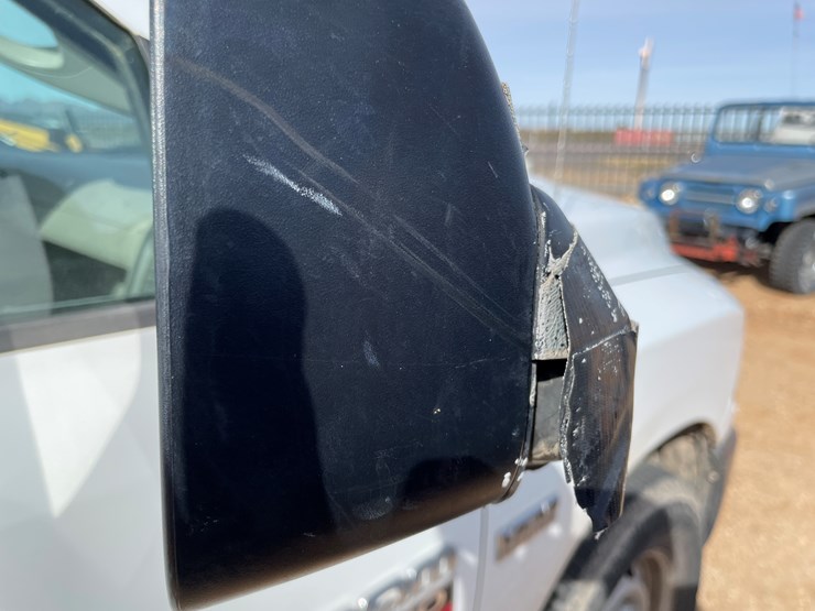 2012-dodge-2500-image-34