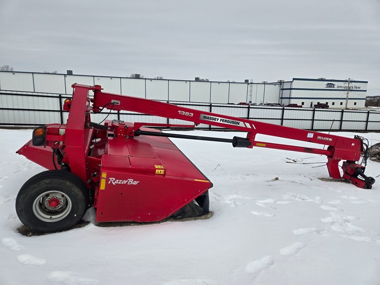 massey-ferguson-1383-image-12