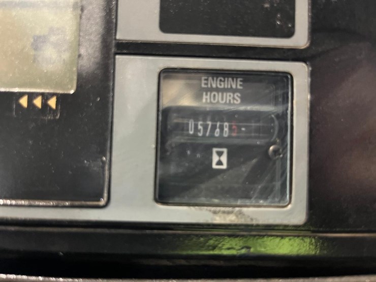 case-ih-5140-image-21