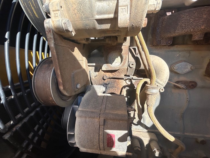 2004-deere-755c-image-70