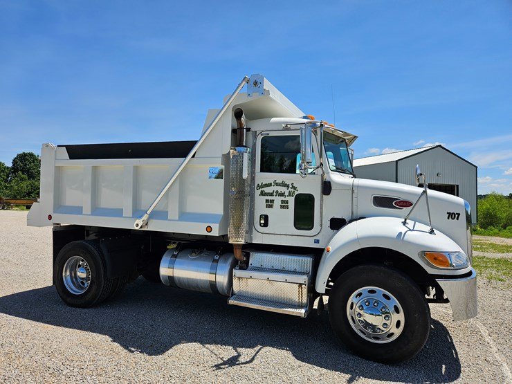 2012-peterbilt-382-image-22