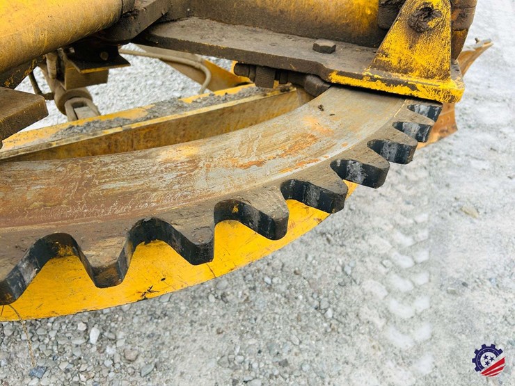 2003-volvo-g710b-image-78