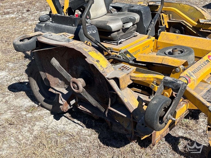 hustler-super-104-image-7