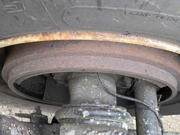 2011-international-transtar-8600-image-84