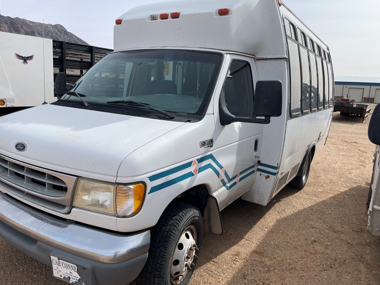1998-ford-e350-image-1