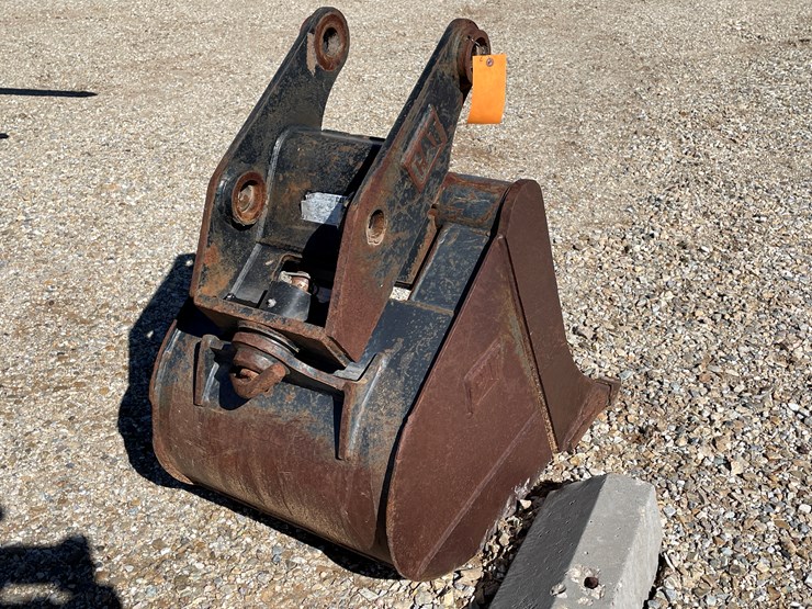 #3278-•-backhoe-buckets-image-15