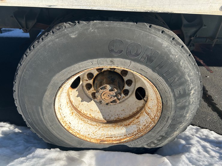 2013-international-durastar-4300-image-46