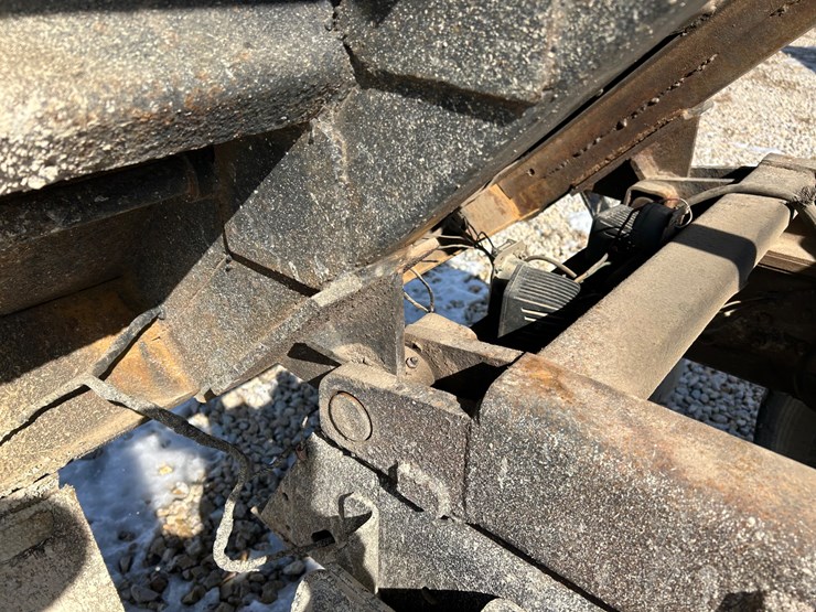 1984-ford-f700-image-62