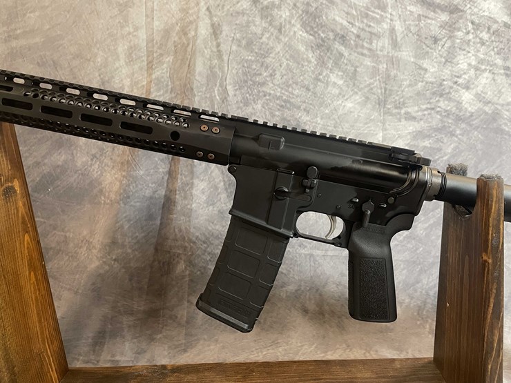 #2749-•-watchtower-defense-ar-15-5.56-nato-semi-auto-rifle,-sn:-t15mwt02272-image-6