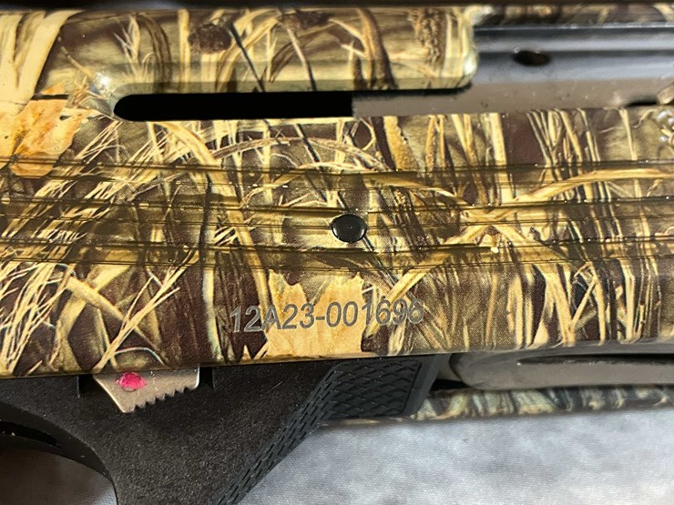 #2327-•-hatfield-gun-co.-12-ga.-semi-auto-shotgun,-sn:-12a23-001696-image-15