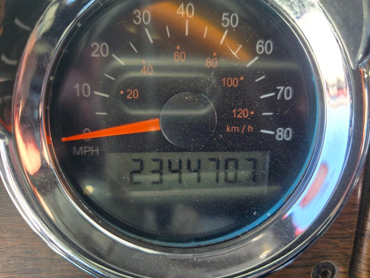 1995-freightliner-fld120-image-84