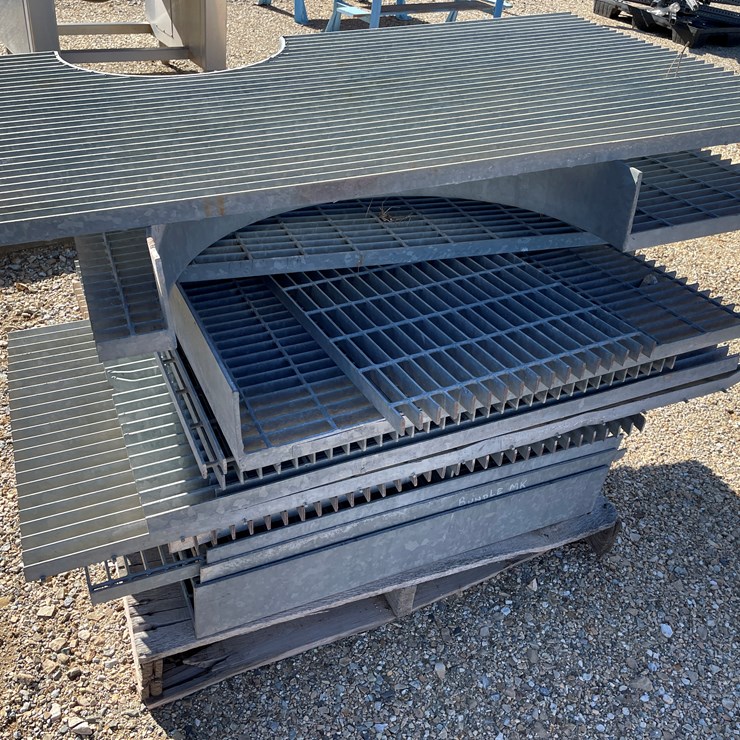 #3133 • Floor Grates