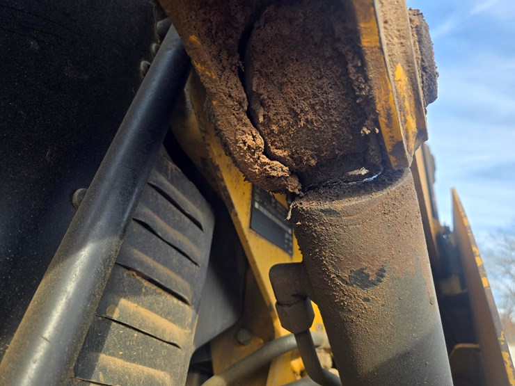 caterpillar-287c-image-77