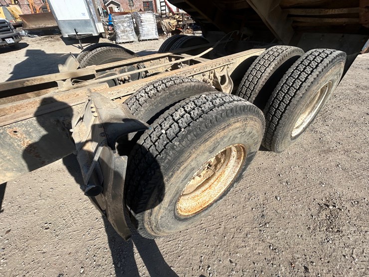 1994-international-9400-image-70