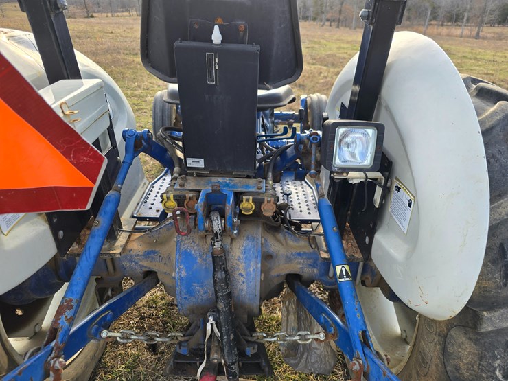 2006-farmtrac-535-image-33