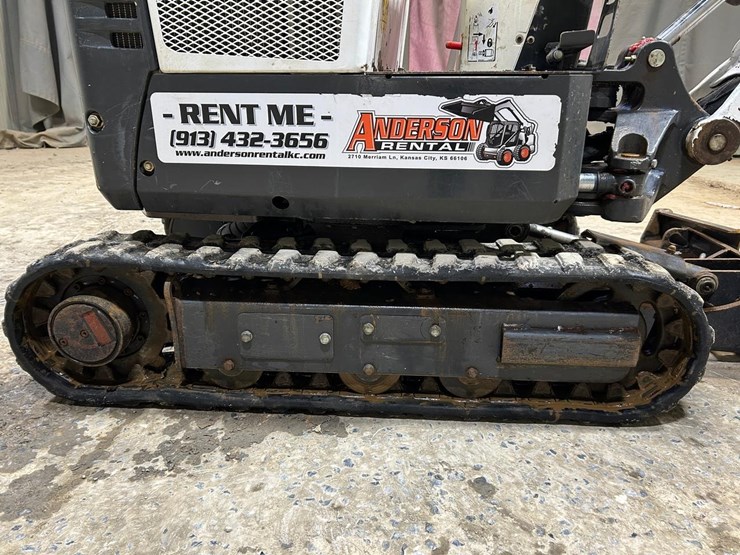 2022-bobcat-e10-image-12