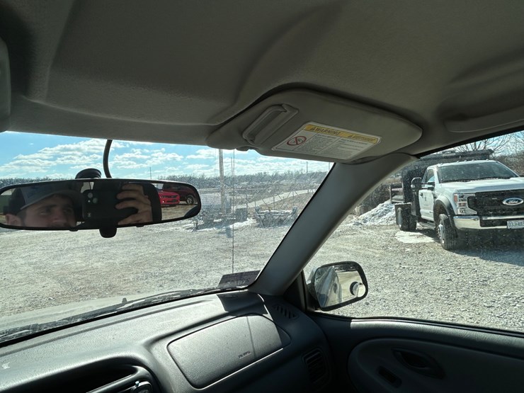 2003-chevrolet-tracker-image-58