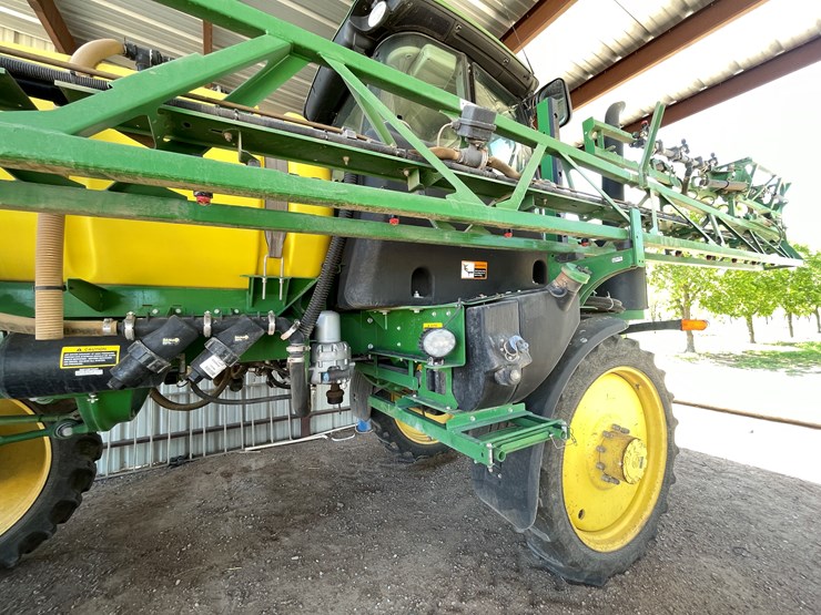 2019-john-deere-r4023-image-19