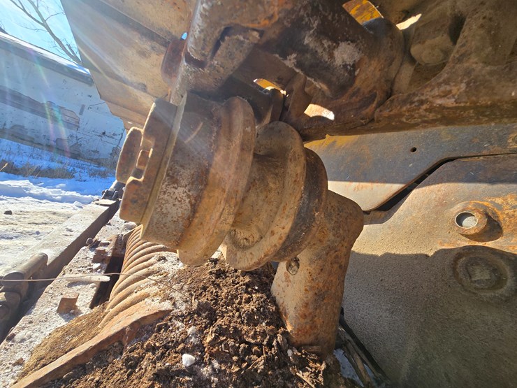 caterpillar-d6b-image-53